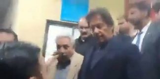 وزیراعظم عمران خان کا راولپنڈی کے بے ںطیر بھٹو اسپتال کا اچانک دورہ